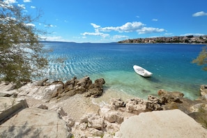 Beach nearby, sun loungers