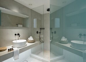 Towels, shampoo