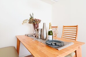 Deluxe Apartment with Parking, Non Smoking, 701 | In-room dining - Hostel PRELION SAPPORO (Sapporo)