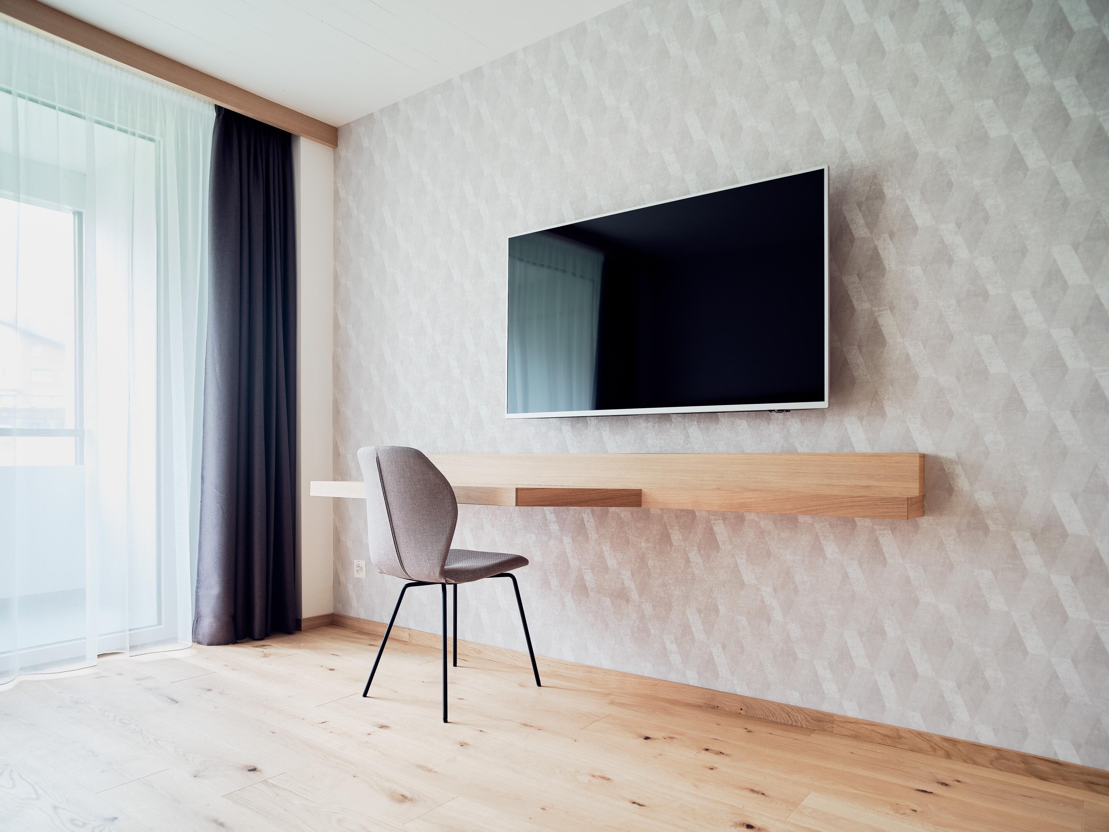 1 bedroom, in-room safe, desk, free wifi