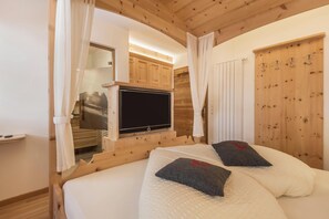 3 quartos, Wi-Fi de cortesia, roupa de cama