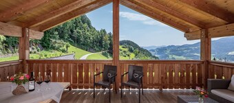 Apartment “Paradies” near Seiser Alm with Mountain View, Sauna, Wi-Fi & Balcony