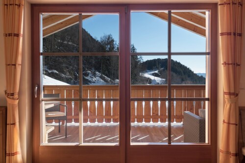 Apartment “Paradies” near Seiser Alm with Mountain View, Sauna, Wi-Fi & Balcony