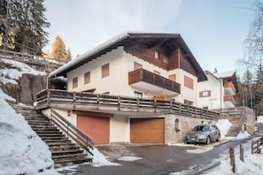 Esterni