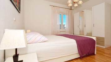 2 Schlafzimmer, Bügeleisen/Bügelbrett, kostenloses WLAN, Bettwäsche