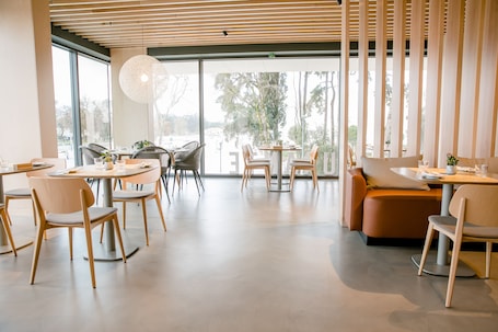 Lunch served, Portuguese cuisine