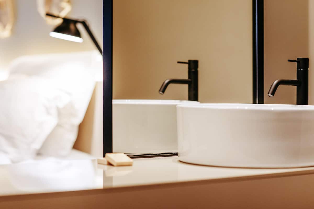 Superior kamer, 1 kingsize bed | Een minibar, een kluis op de kamer, een bureau, een laptopwerkplek