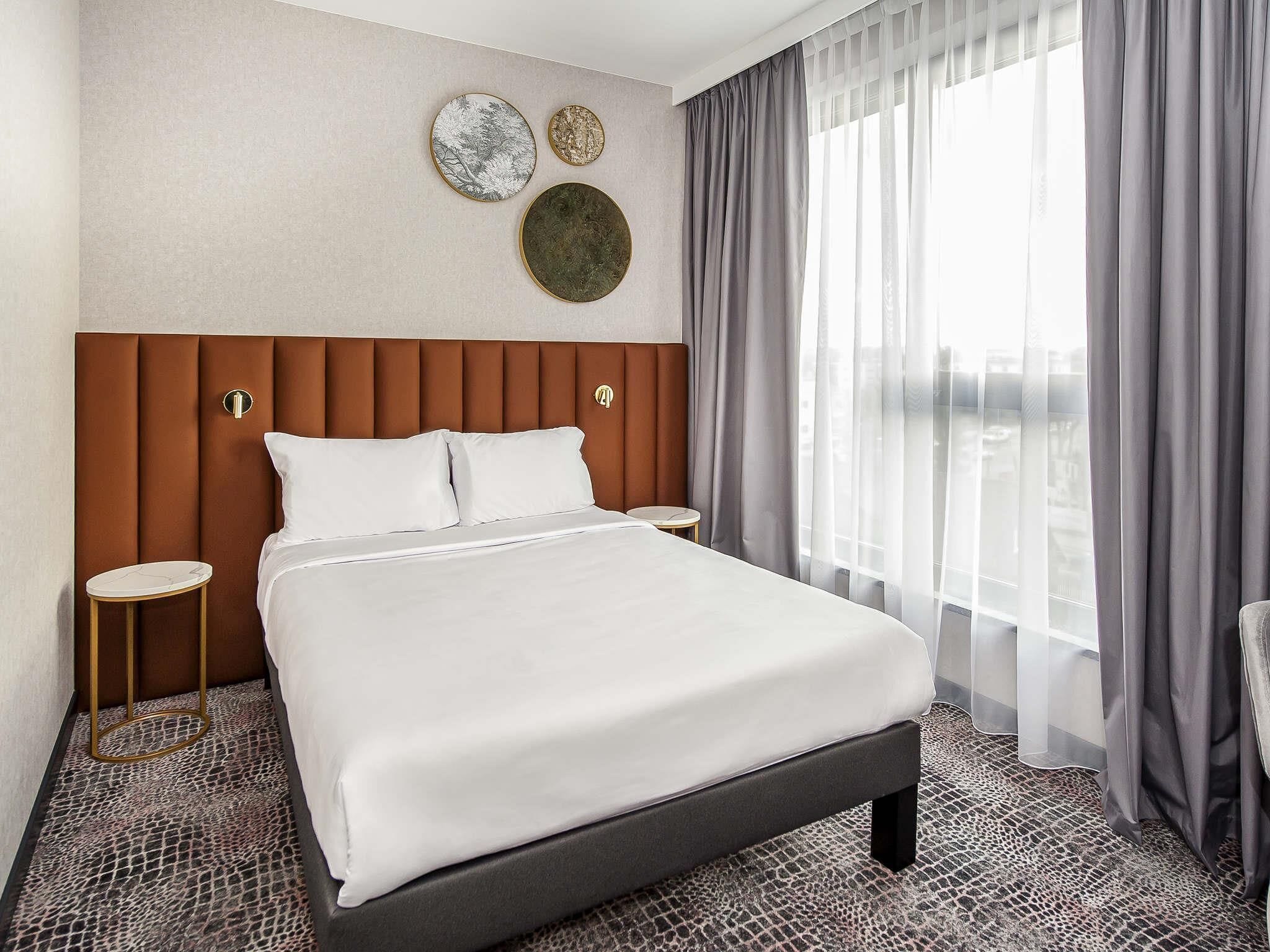 Standard Single Room, 1 Twin Bed | Minibar, desk, laptop workspace, soundproofing