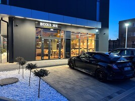 Majoituspaikan julkisivu