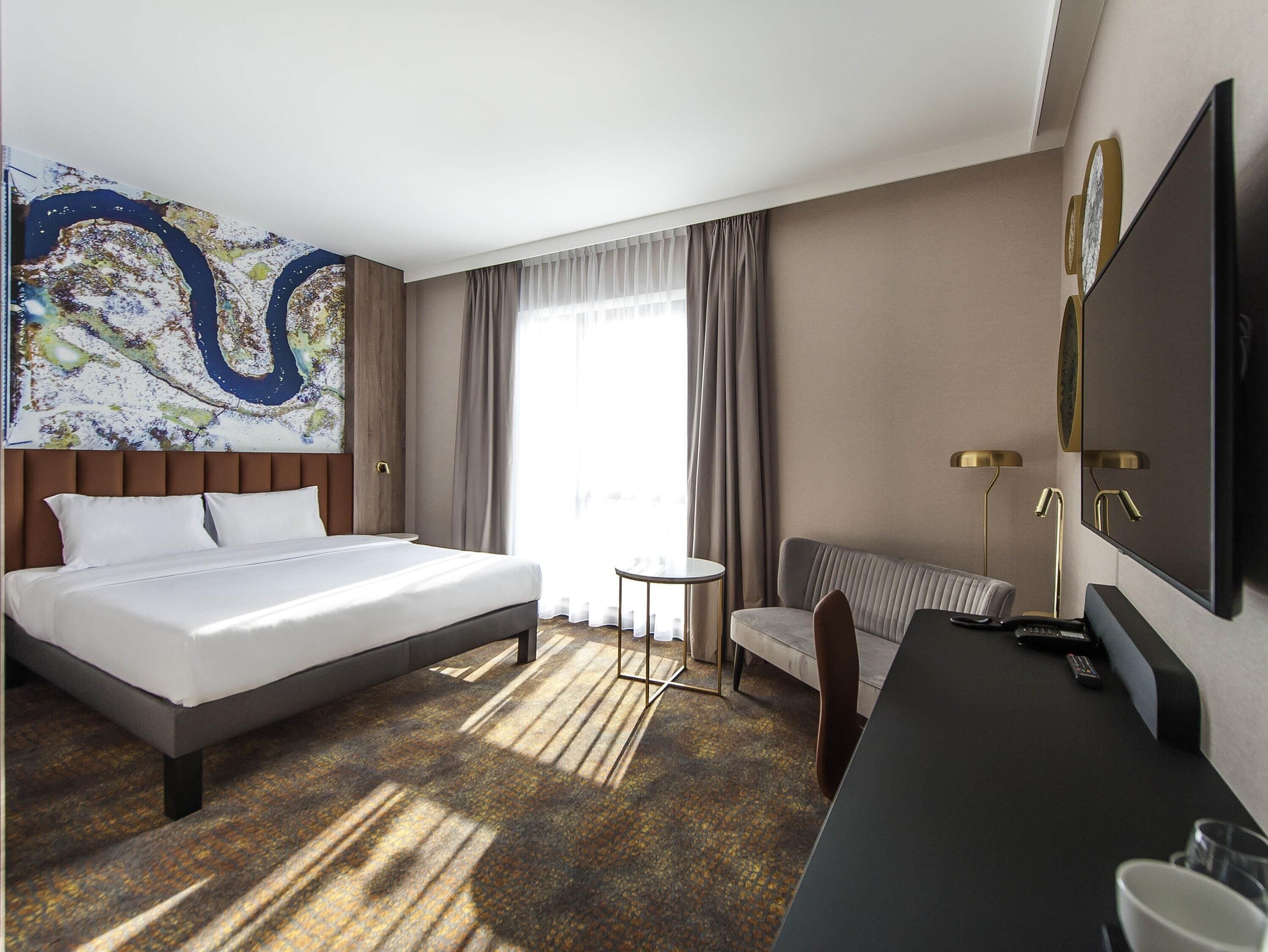 Privilege, Habitación, 1 cama doble | Minibar, escritorio, espacio para trabajar con un portátil