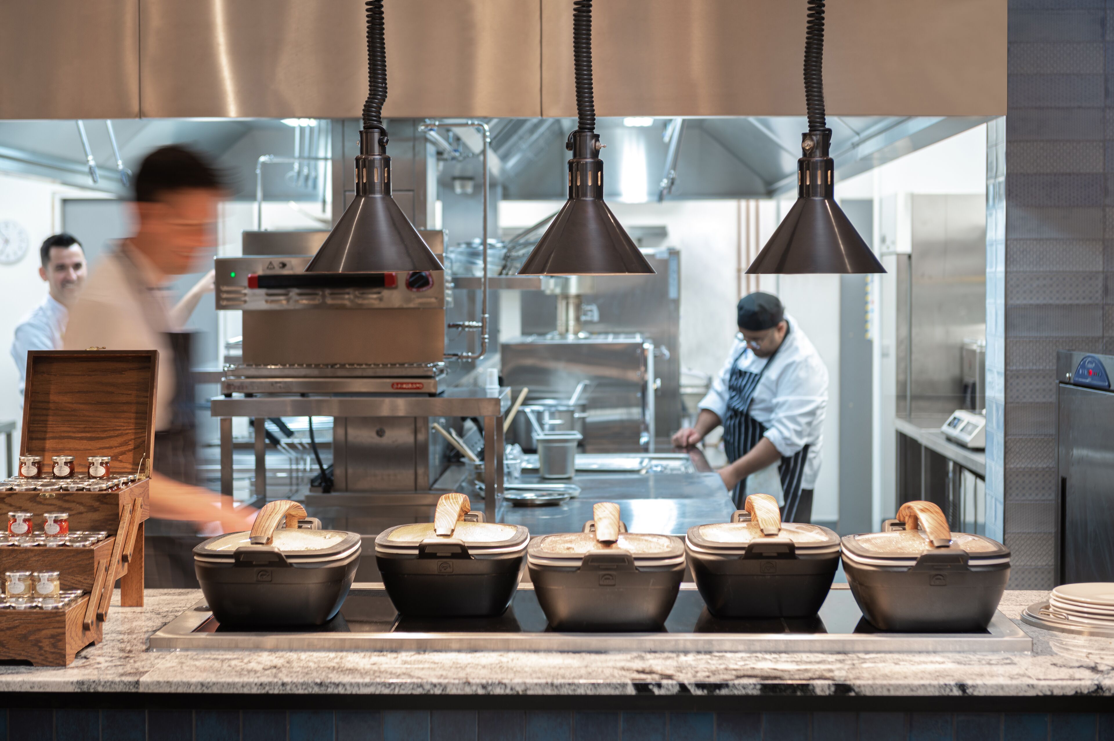 daily english breakfast (gbp 26 per person)