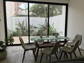Dining - Unconditional Love - Tulum -  Beautiful Garden House (Tulum)