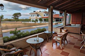 Outdoor dining - Lotus Studios (Hersonissos)