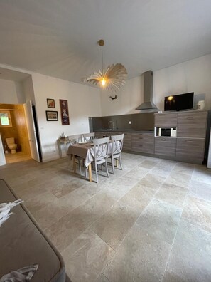 Interior - Hotel La Solenzara (Sari-Solenzara)