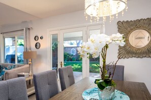 Dining - STUNNING HOME WITH SPA, FRONT AND BACK YARD, HUGE DECK, OUTSTANDING LOCATION (Lake Forest)