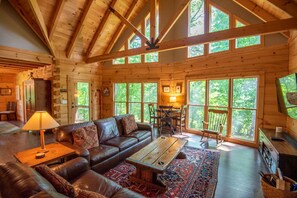 TV, fireplace, video games - Crest Cabin | River Access Adventures | 3 Acres to Explore (Lansing)