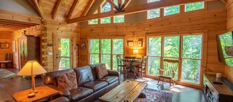 Crest Cabin - Blue Ridge Mountain Log Cabin - Views - Fireplace - River Access!