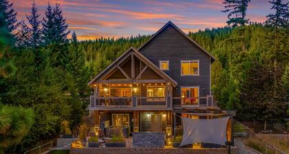 Upgraded Free Nights @ Ultimate 6BD/6BA Compound