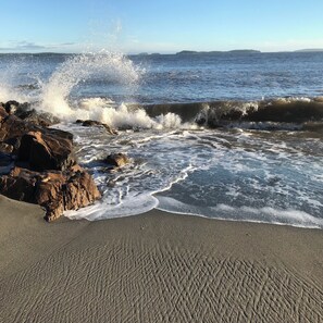 Am Strand, Liegestühle, Strandtücher