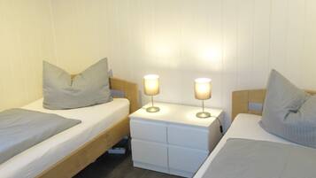 3 chambres, fer et planche Ă  repasser, Wi-Fi, draps fournis