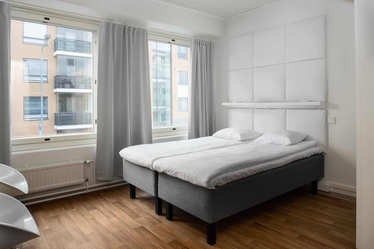 Double Room | Soundproofing, free WiFi, bed sheets