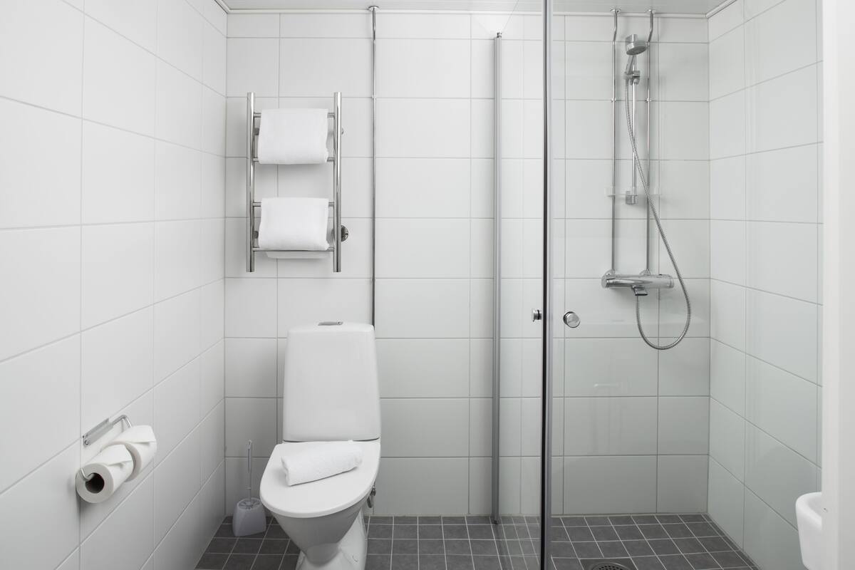 family room | bathroom | shower, hair dryer, towels