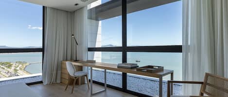 Suite LK Aqua | 1 makuuhuone, ylelliset vuodevaatteet, pillowtop-patjalliset sängyt