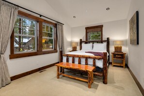 4 bedrooms, iron/ironing board, travel cot, free WiFi