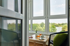 Comfort Apartment | Balcony - PaulMarie Apartments on Mayakovskogo (Minsk)