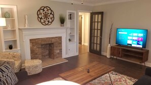 Interior - Clean & Safe in Downtown Morristown (Morristown)