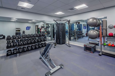 Fitnessbereich. Scholar State College, Tapestry Collection by Hilton