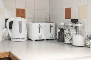 Coffee and/or coffee maker - Entire house, 6 BR/3BA, All Queen Beds, Central location (Calgary)