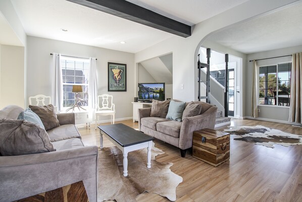 TV, DVD player, books