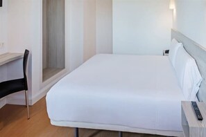 Room - B&B Hotel Oviedo (Siero)