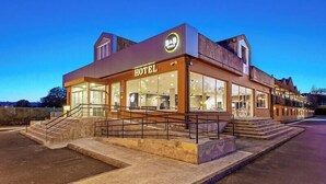 Exterior - B&B Hotel Oviedo (Siero)