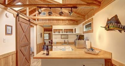 Enjoy the breeze at Nine Palms Cottage