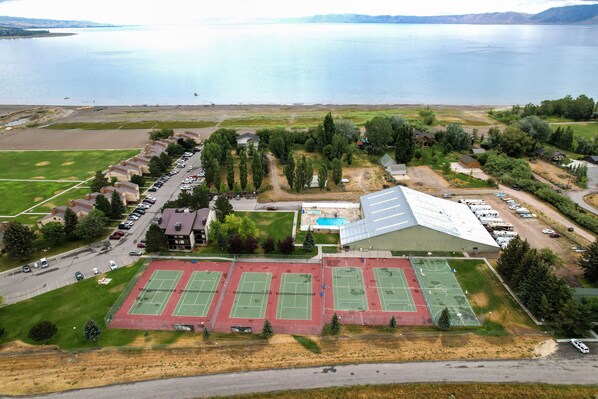 Tennis court