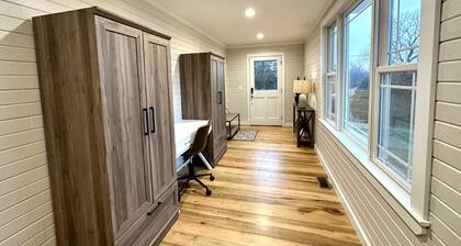 Dale Hollow Lakehouse, Hot Tub, gameroom, 2 SUPs, 4 acres, awesome views