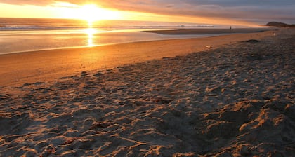 Diamonds on Seaforth - Relax at the beach