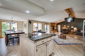 Interior - Private pool vacation home, spa, game rooms, HOA boat slip. (Lake Ozark)