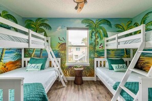 4 bedrooms, desk, iron/ironing board, travel crib