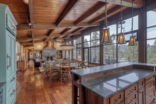 Savor tranquility with Mt. Rushmore views and nearby Custer State Park. 