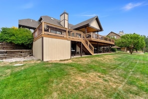 House, Multiple Beds (4201 Picadilly Dr.*) | Exterior