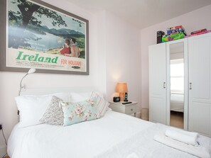 3 quartos, Wi-Fi de cortesia, roupa de cama