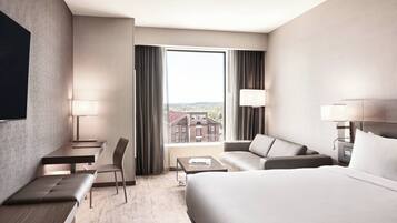 Værelse - 1 kingsize-seng | Pengeskab på værelset, skrivebord, arbejdsområde til bærbare computere