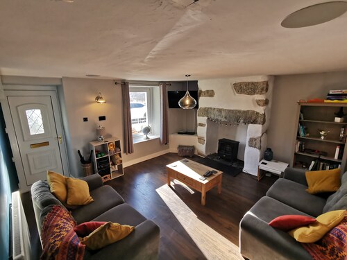 Eryri /Snowdonia. 3 Bed. Zipworld,hiking,walking,dogs welcome. Short breaks. 