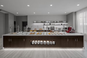 Desayuno buffet todos los días (con cargo)
