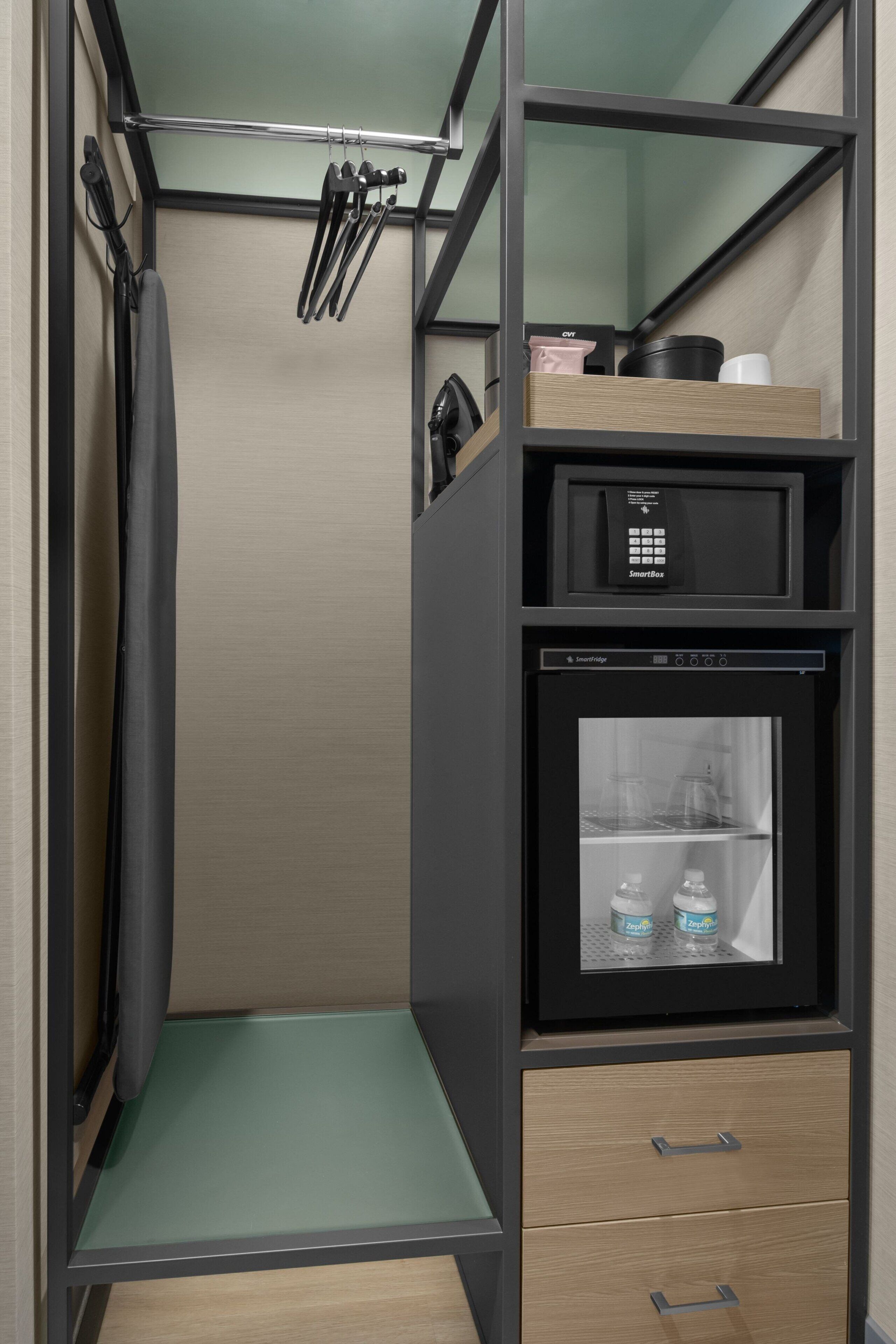 1 bedroom, hypo-allergenic bedding, in-room safe, desk