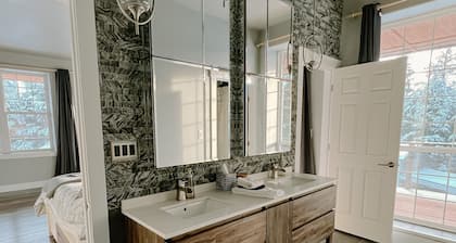 Alyeska Views - 4 bdr. 2.5 bath