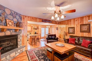 TV, fireplace, table football, stereo